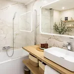 86m- Spacious 3 With Large Terrace Apartment *