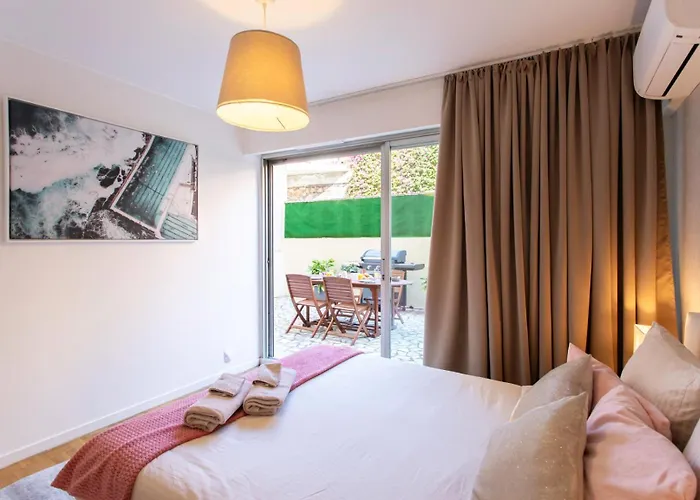 86m- Spacious 3 With Large Terrace Апартаменты *