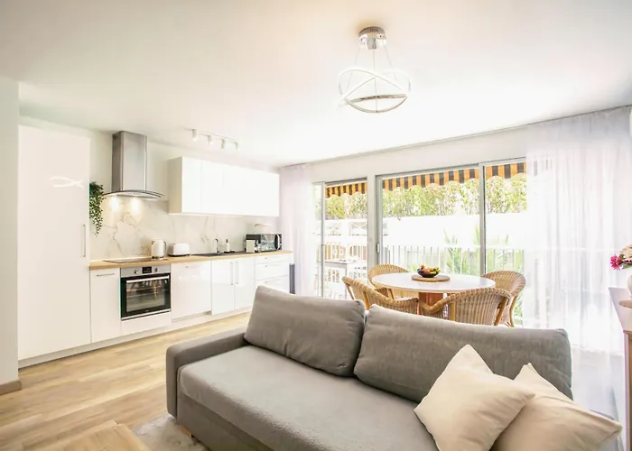 86m- Spacious 3 With Large Terrace * Вильфранш-сюр-Мер